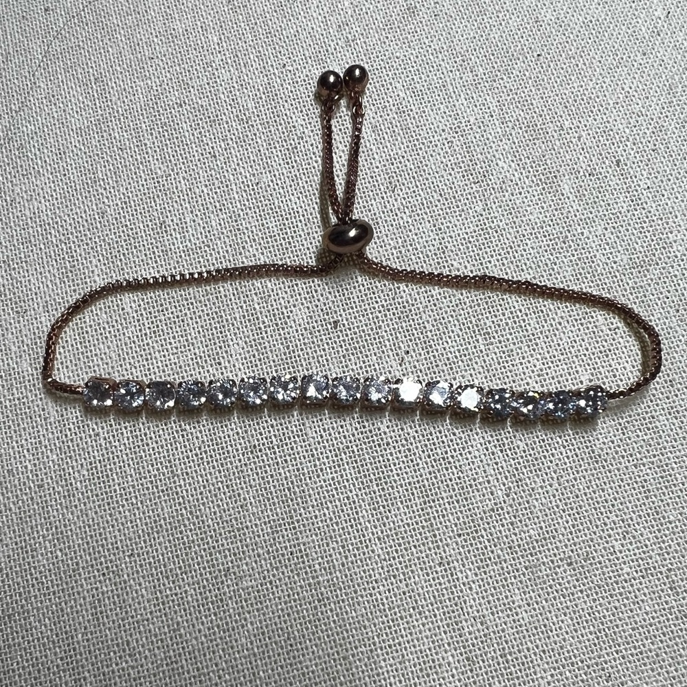Rose Gold Circular Rhinestone Adjustable Bracelet